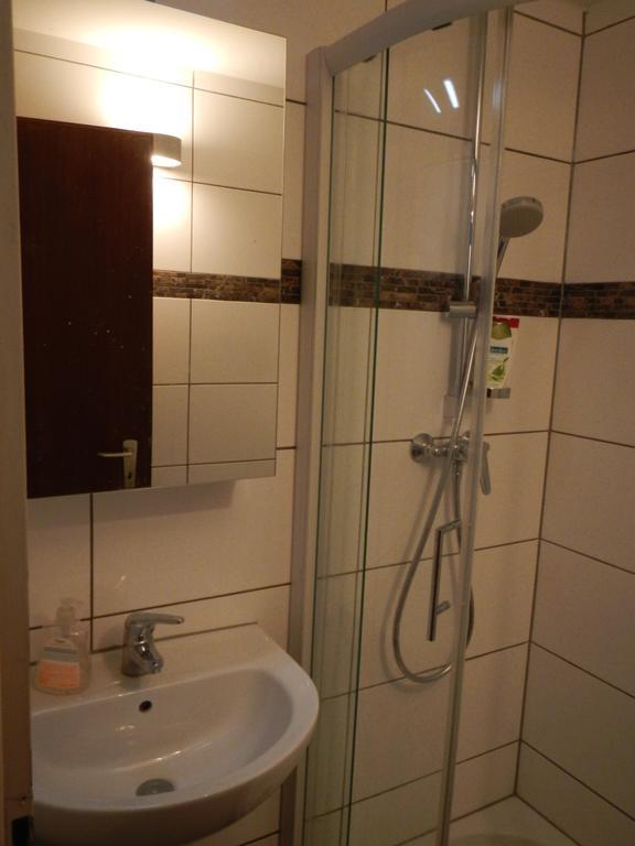 Sonniges Modernes Appartement Hoehenberg كولونيا المظهر الخارجي الصورة