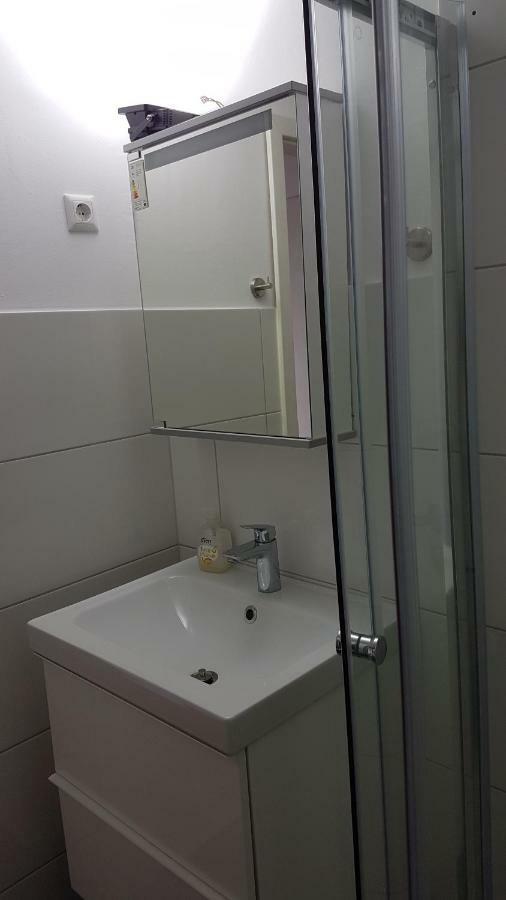 Sonniges Modernes Appartement Hoehenberg كولونيا المظهر الخارجي الصورة